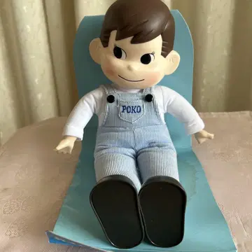봉제 인형 오버롤 앉아있는 포코짱 인형