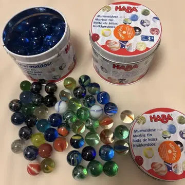 독일 HABA 사의 컬러풀한 구슬
