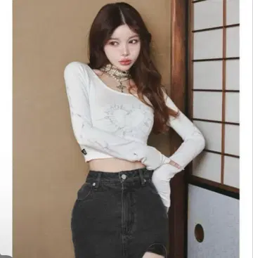 Darich 하트 모티브 크롭 상의