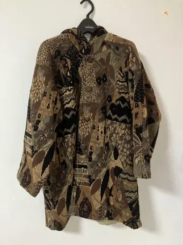 후드 부착 멀티 컬러 롱 코트
