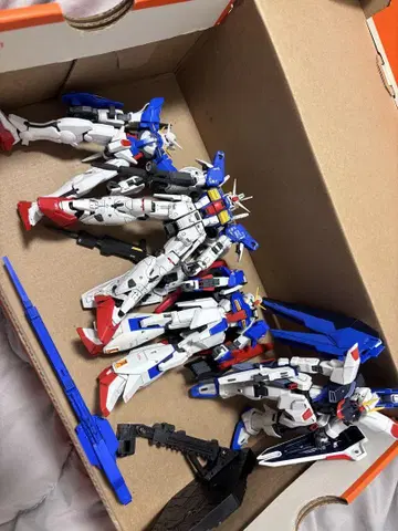 HG, RG 프라모델 세트 풀버니언 허리 파손 있음