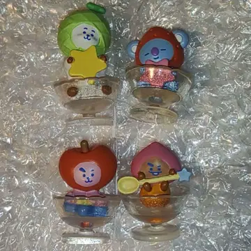 BT21 Fruit Punch 랜덤 미니 피규어 마스코트 4종 세트