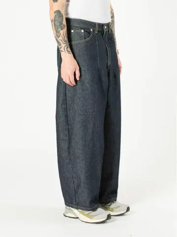 초레어 구형 estudio niksen Balloon jeans