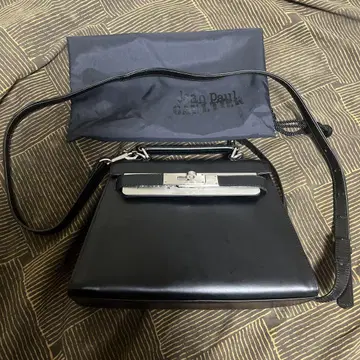 jean paul gaultier 메탈 플레이트 핸드백