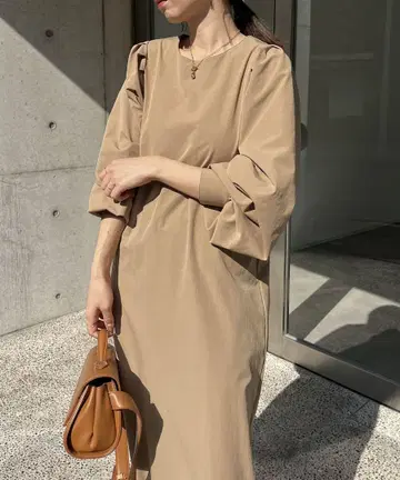 CAPRICIEUX LE'MAGE 퍼프 I라인 원피스