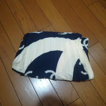 무료배송 로고 플리츠 스커트