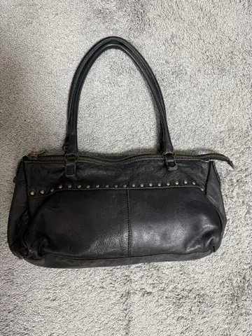 가죽 숄더백 스터드 shoulder bag y2k archive