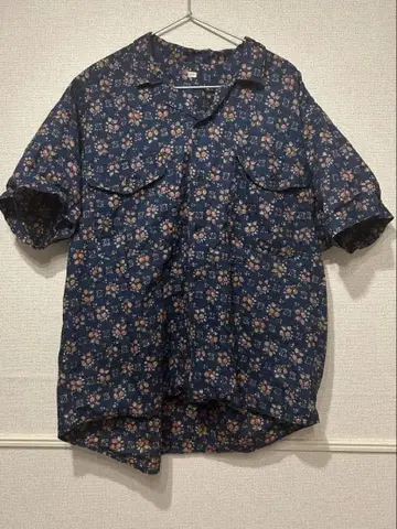 outil 꽃무늬 셔츠