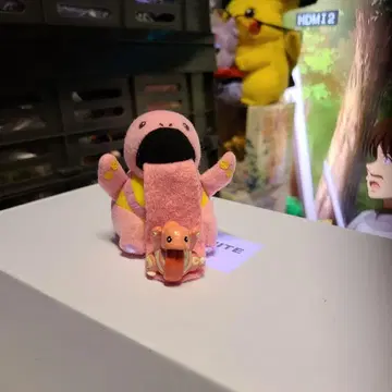 포켓몬스터 쿠루린 마스코트 벨로링가와 초기 몬코레