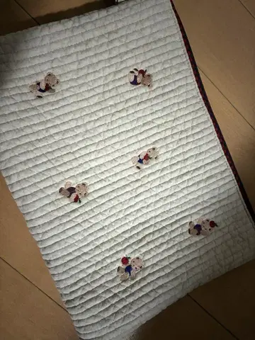 파밀리아 파우치