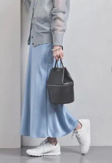 UNITED ARROWS 유나이티드 애로우즈 새틴 스커트