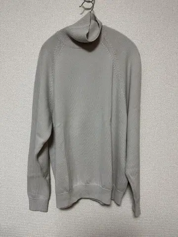 BATONER 바토너 터틀넥 니트 아이보리