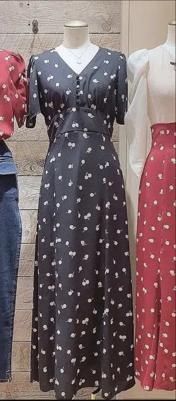 DEICY 체리 패턴 원피스