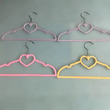 레트로 팬시 행거 모음