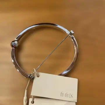 새상품 택 포함 자유구 멀티 스타일링 브로치