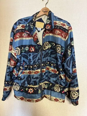 EAST WEST Silks 꽃무늬 집업 실크 자켓 Silk지