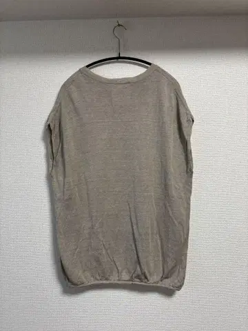 비어즐리 베이지 반팔 썸머 니트탑