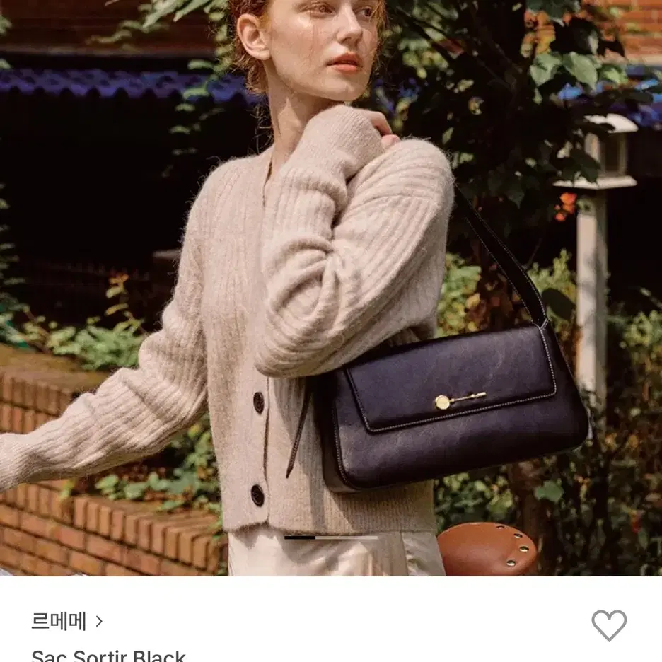 De Meriel basset round bag Basset bag cream on Bunjang De Meriel basset round bag Basset bag cream on Bunjang