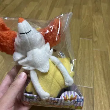 TOMY 포켓몬 루나 봉제 인형 타카라토미