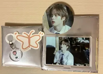TWS cafe 경민 아크릴 스탠드 스티커 표식 참 세트