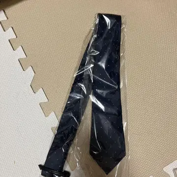 [ 미사용 ] 네이비 도트 무늬 넥타이