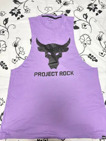 언더아머 프로젝트 락 PROJECT ROCK 탱크탑