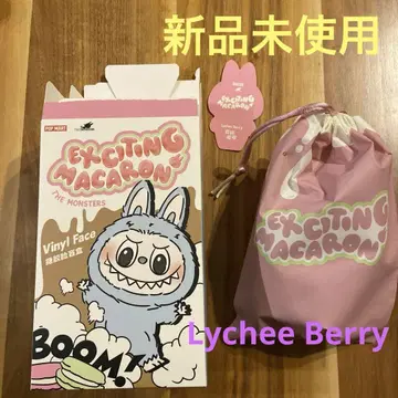 THE MONSTERS MACARON Lychee Berry