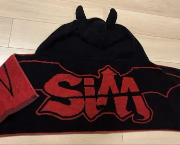 SiM 뿔 달린 후드 타월 빨간색과 블랙