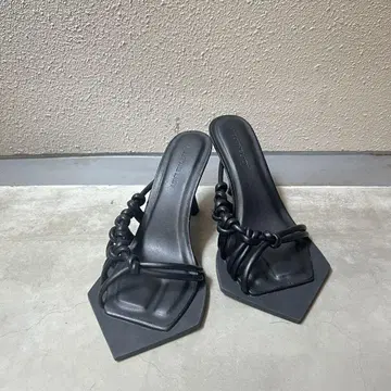 meltthelady tie wrap mule black 38