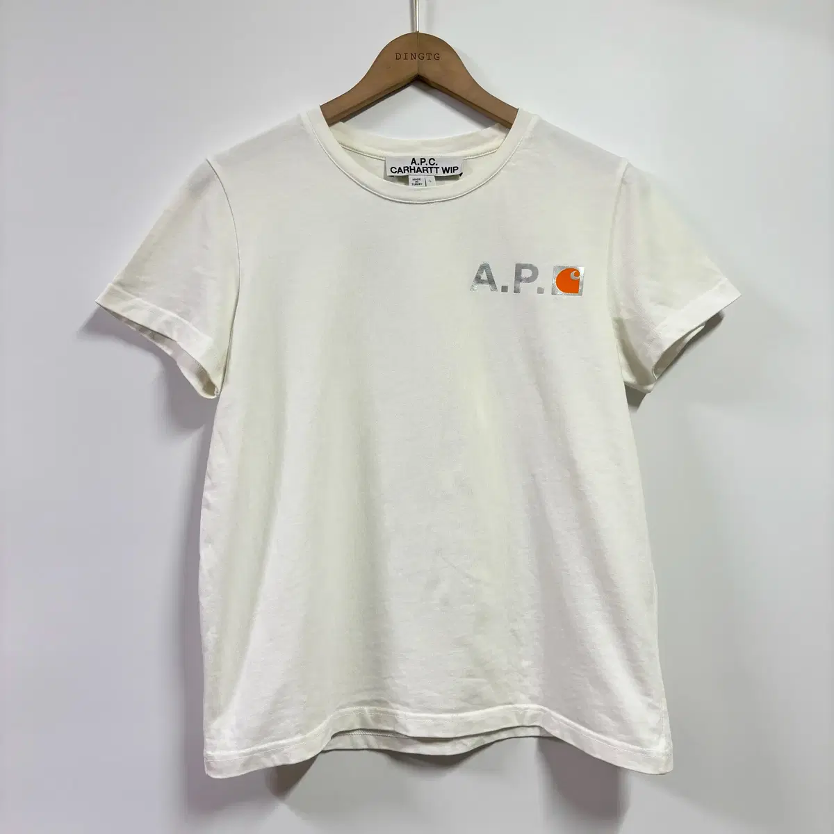 아페쎄 [L] x Carhartt WIP Logo Short Sleeve T