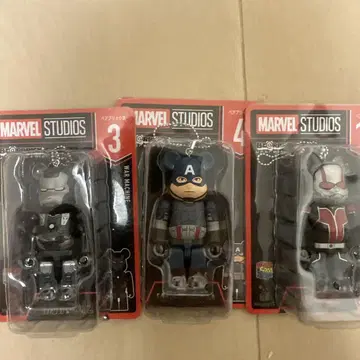 MARVEL STUDIOS 큐브릭 베어브릭 세트