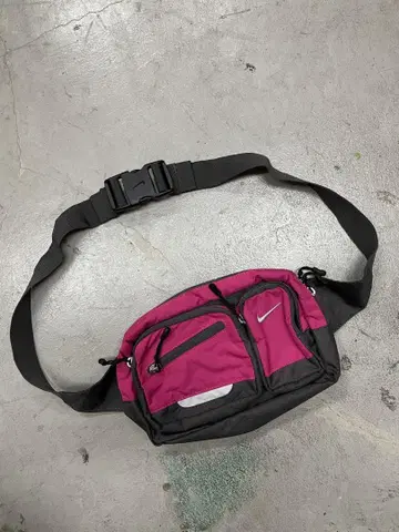 90s NIKE 나이키 숄더백 웨스트 파우치 y2k 핑크 자수