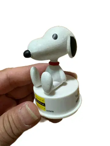 스누피 뮤지엄 캡슐 토이 & Schleich (독일제) 스누피 2개