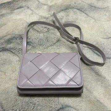 연보라 뜨개질 디자인 숄더백