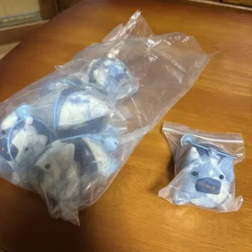 돼지 캐릭터 키링 6개 세트