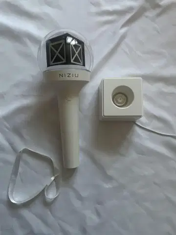 NIZIU 공식 응원봉 2023
