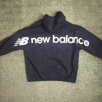 New Balance NB 윈드브레이커 JMJL9504