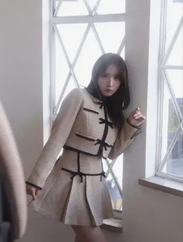 미스트레아스 트위드 셋업