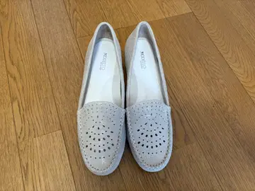 베이지 펌프스 24.0 cm