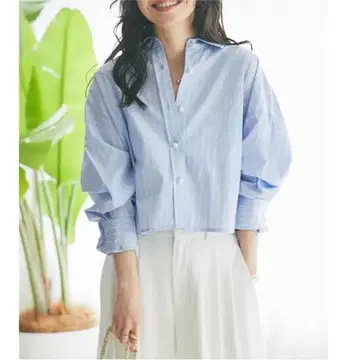 러브 부티크 모자 꽁지 스트라이프 크롭 셔츠 스카이블루 펄