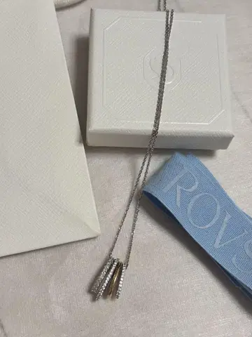 스와로브스키 목걸이