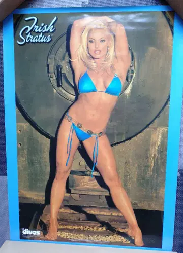 WWE 포스터 트리쉬 스트래터스