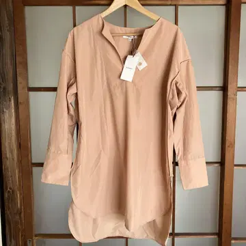 moussy 살몬 핑크 V넥 튜닉