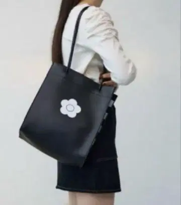 MARY QUANT x AZUL by moussy 쇼핑백 백