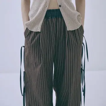 EN NEUME 사이드 리본 스트라이프 팬츠