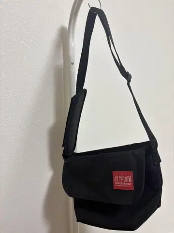 블랙 숄더백
