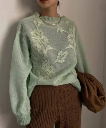 UND HAND EMBROIDERY MESH TOP 민트