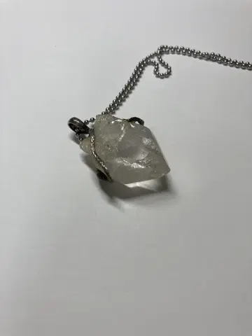 셀러피 스톤 이세 정화 안나푸르나 수정 뱀 펜던트