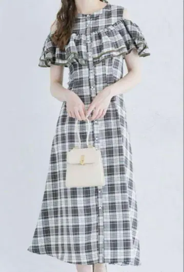 tocco closet 프릴 오프숄더 백 레이스업 체크 무늬 원피스