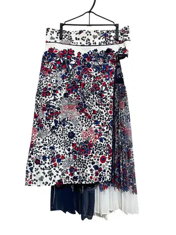 sacai 스커트